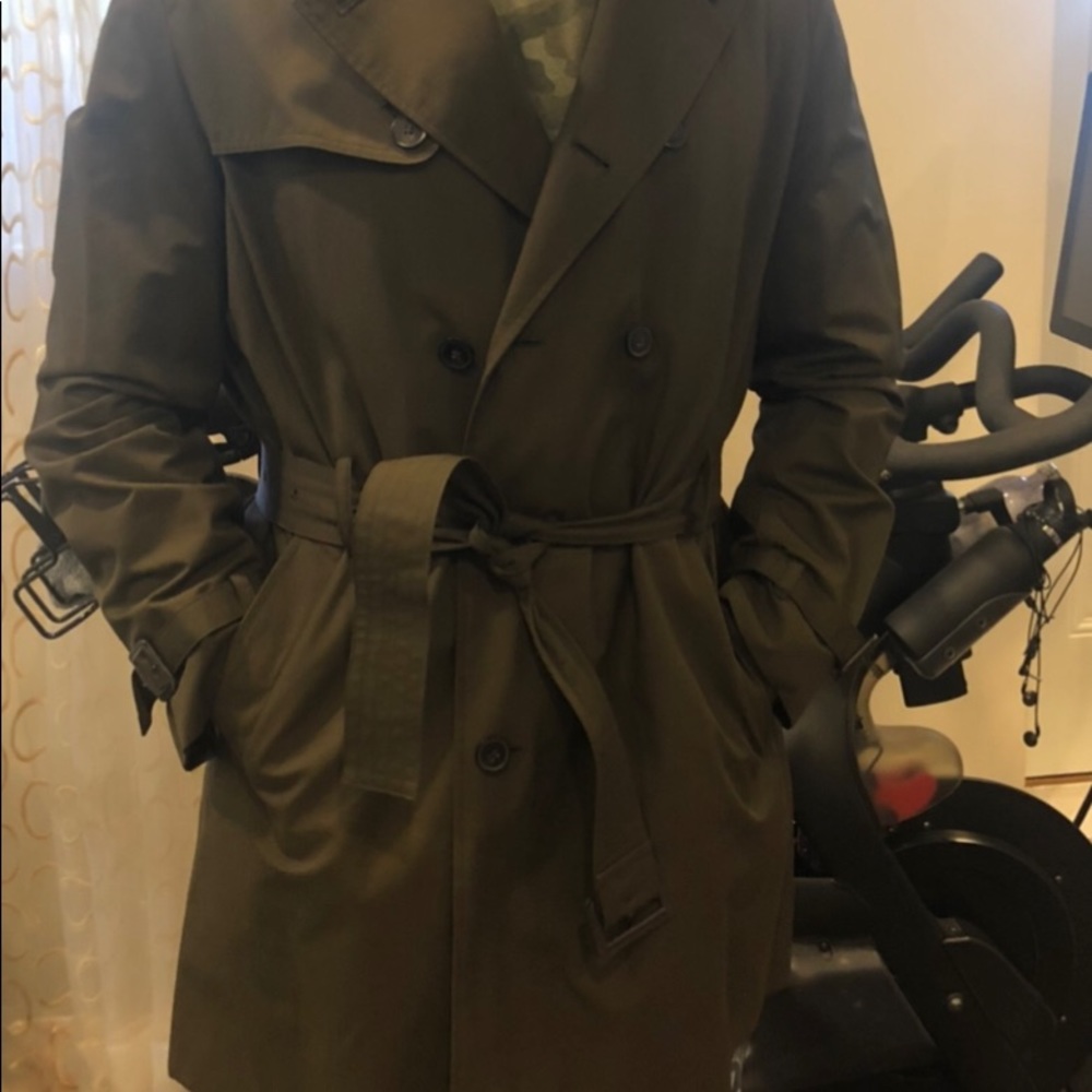 Men’s french rain coat. Brand new. Size L